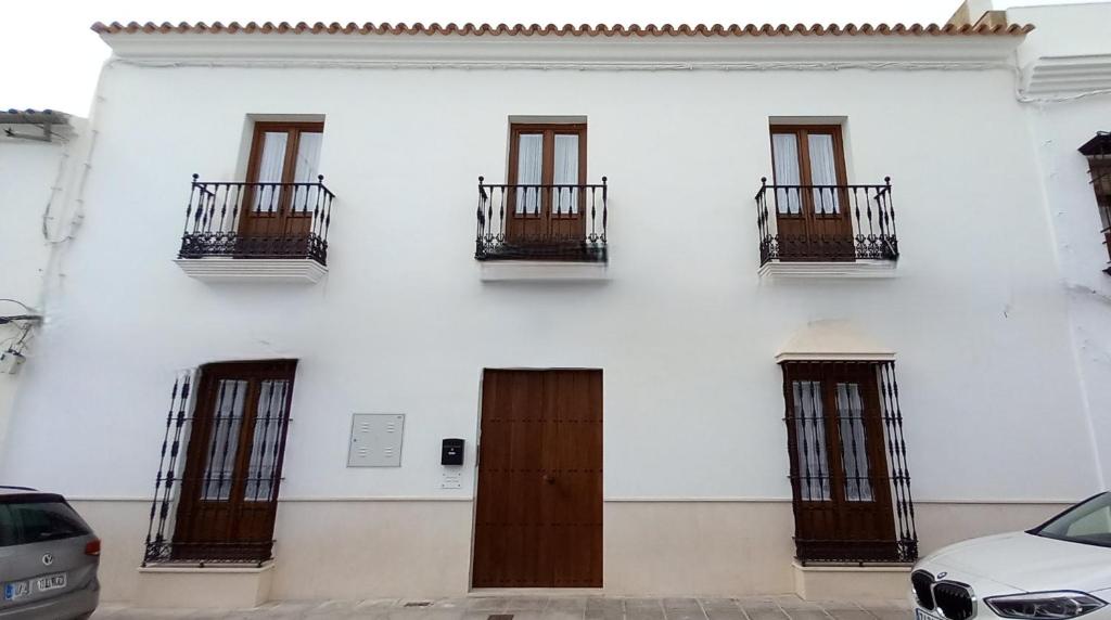 CASTRO Suites Osuna - Housity