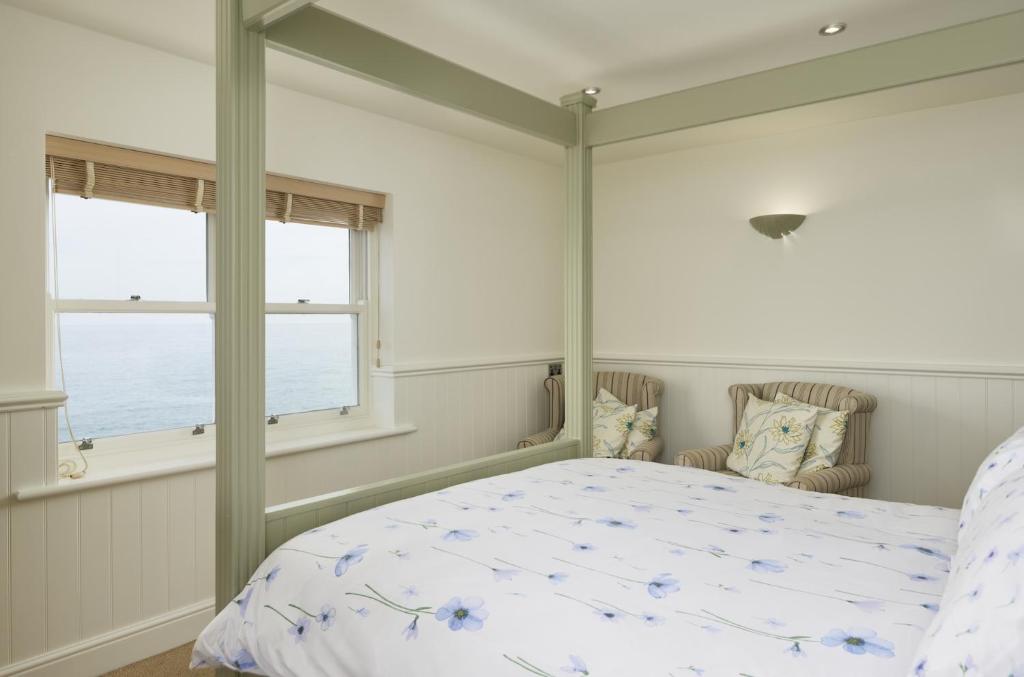 The Cricket Inn - 