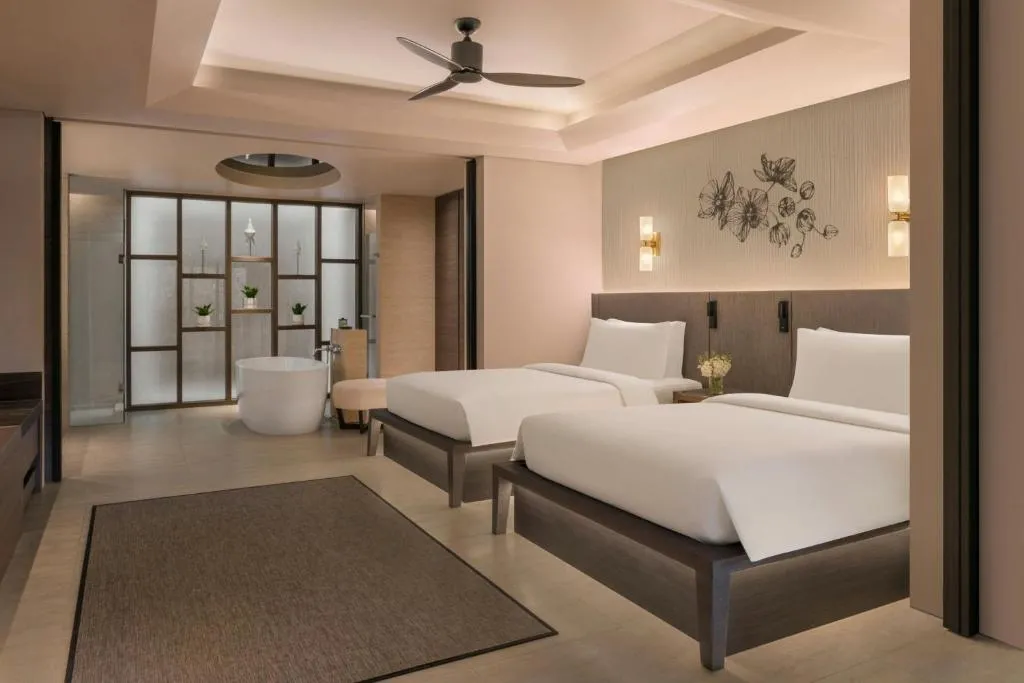 Select Terrace Suite Twin
