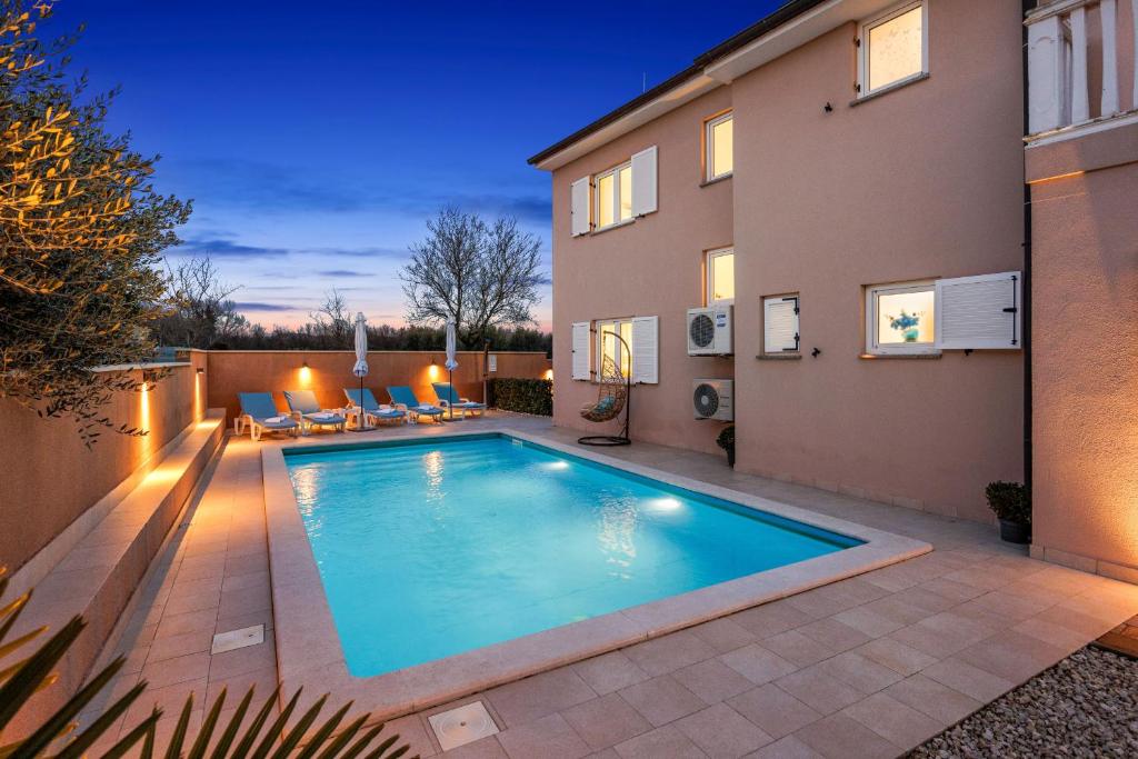 Villa Vesna for 6 persons near Pula with 32 m2 private pool, kids playground & free bikes