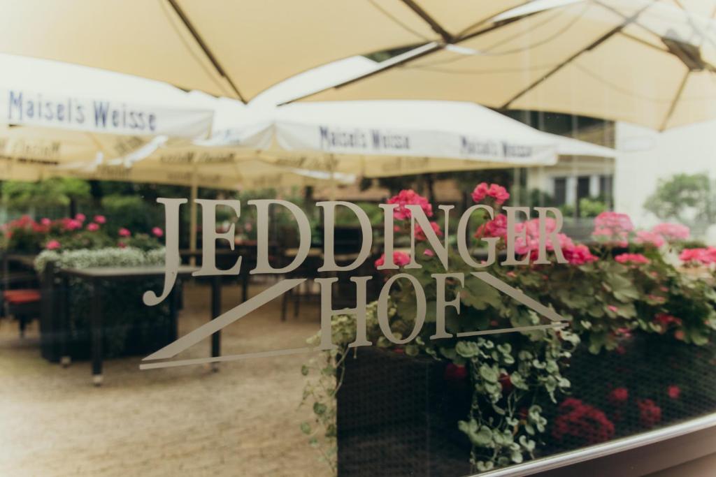 Jeddinger Hof Land- und Seminarhotel - Housity
