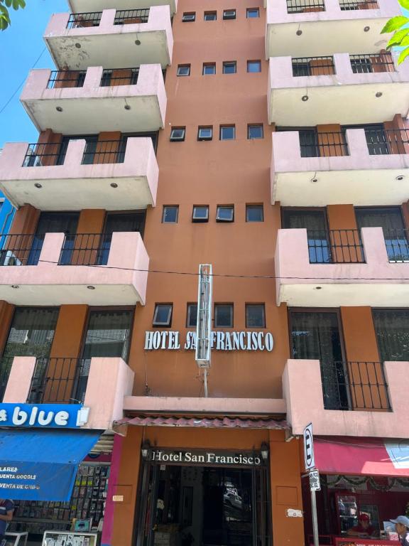 a building with a hotel san francisco at Hotel San Francisco in Villahermosa