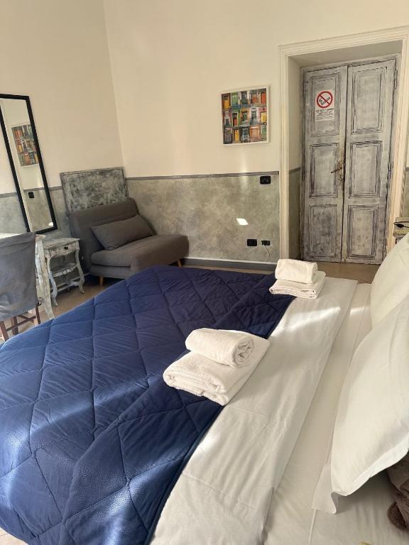 Guest House Relais Indipendenza - Triple Room With Private External Bathroom