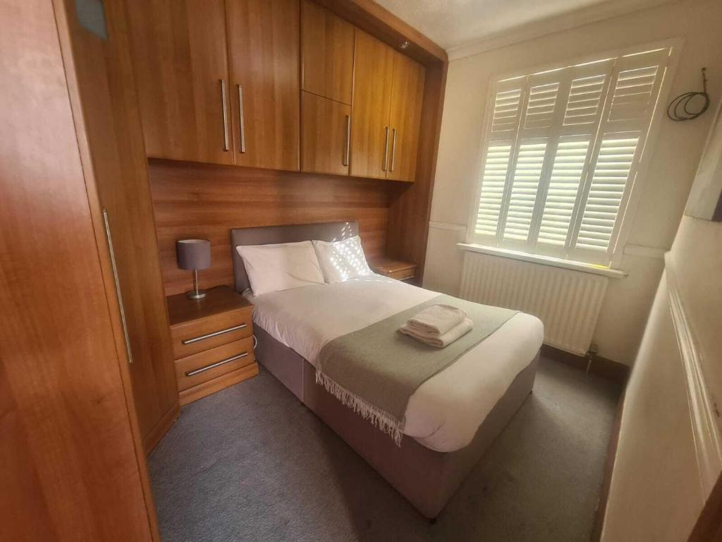 Blyth two bed exec apartment - Housity