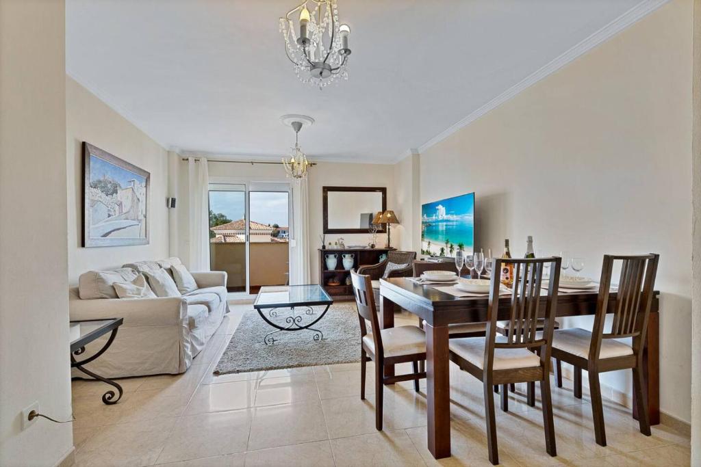 Lovely penthouse in Los Pacos