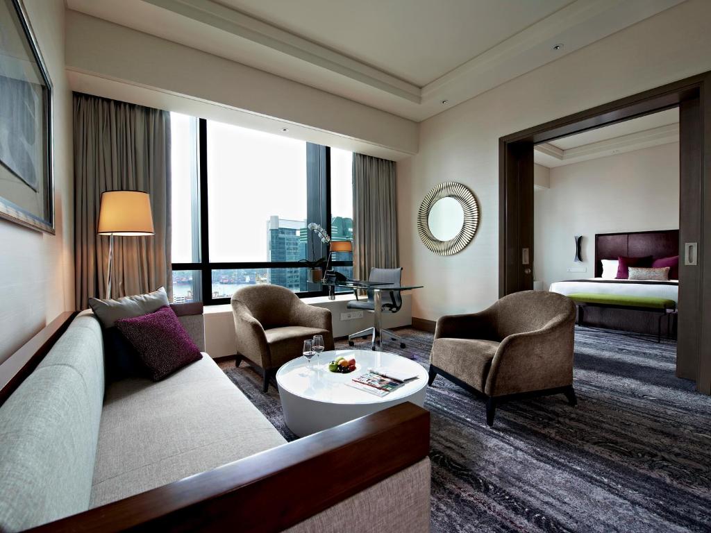 Lounge atau bar di Carlton City Hotel Singapore