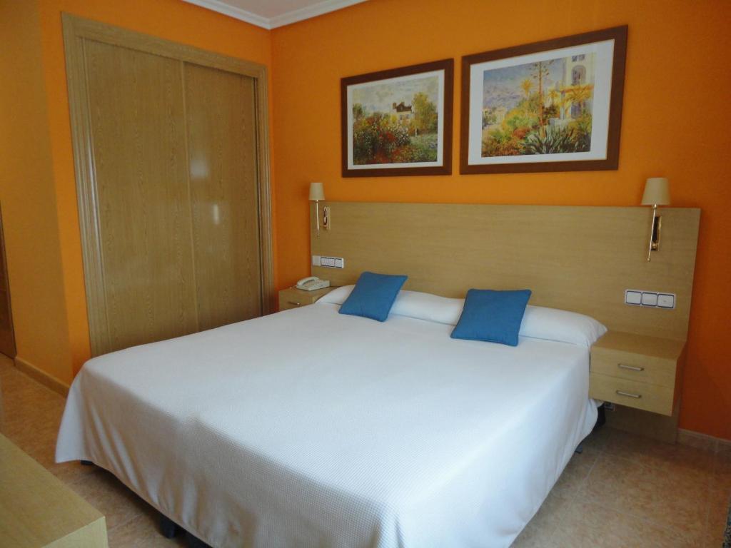Hotel Mirador, Velilla de San Antonio – Updated 2023 Prices