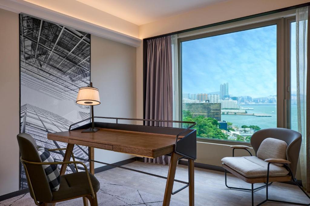 Sheraton Hong Kong Hotel & Towers