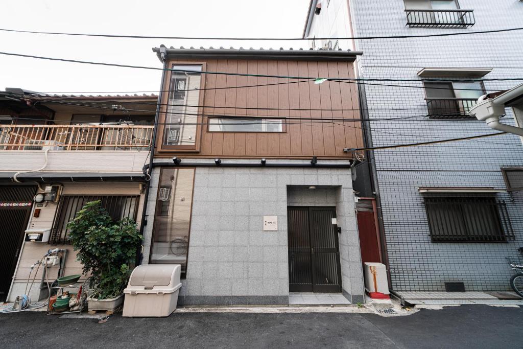 hqqz 5min to Tsuruhashi 6ppl House Namba USJ