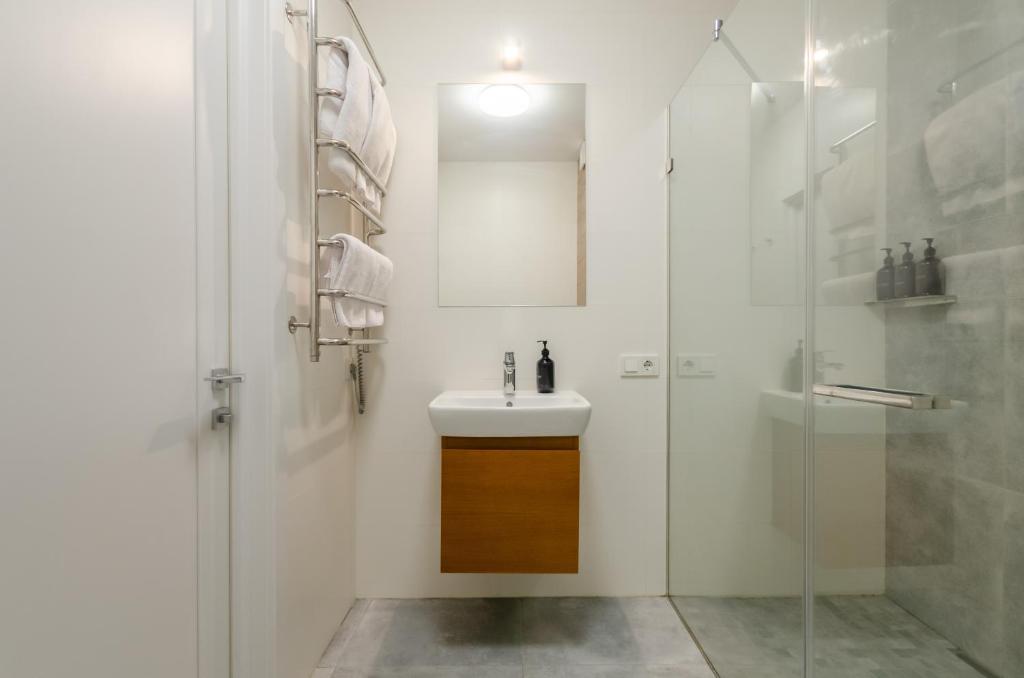 19-220 Hoffman House, Zolotoustivska 34, Kyiv centre, panoramic city view, 15 kW backup power, Petrovdim Apartment фото 3