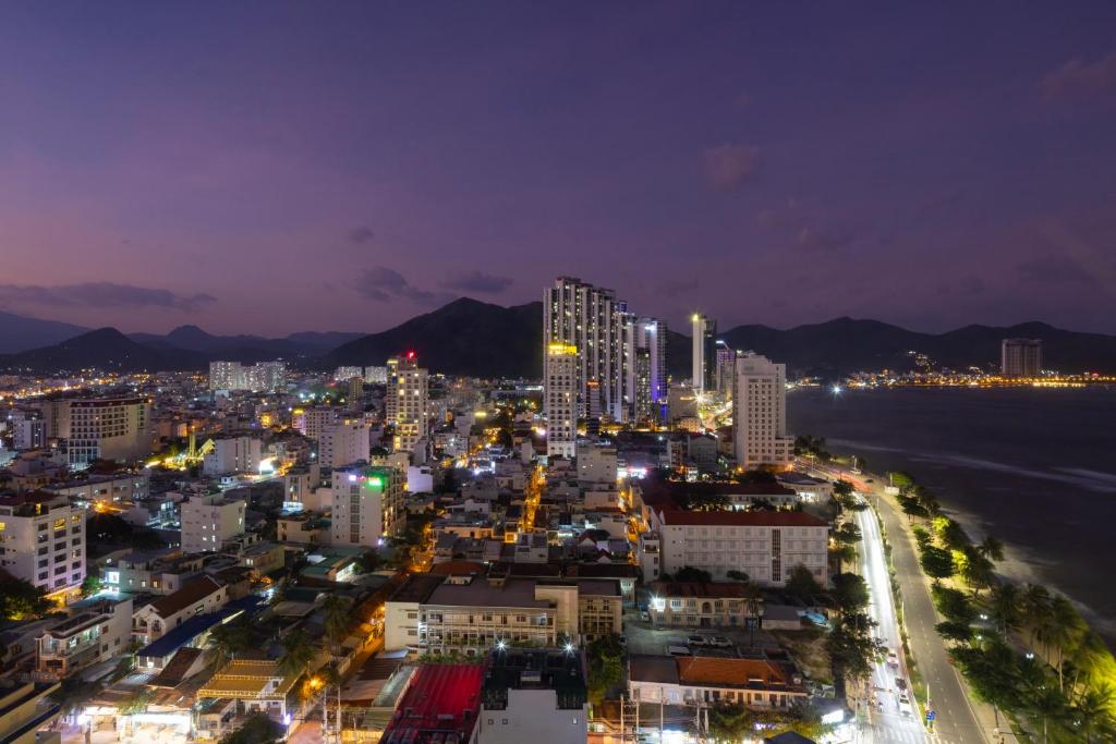 Căn Hộ 1 Phòng Ngủ Nhìn Ra Thành Phố