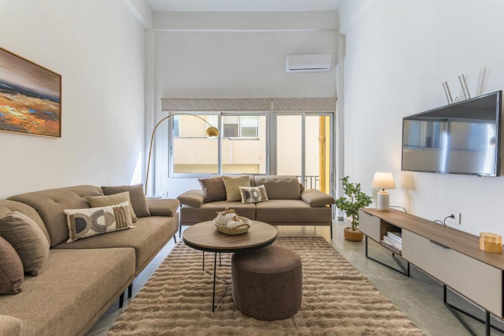 Calla 1-BR Apt & Balcony at Maison des Muses in Gemmayzeh