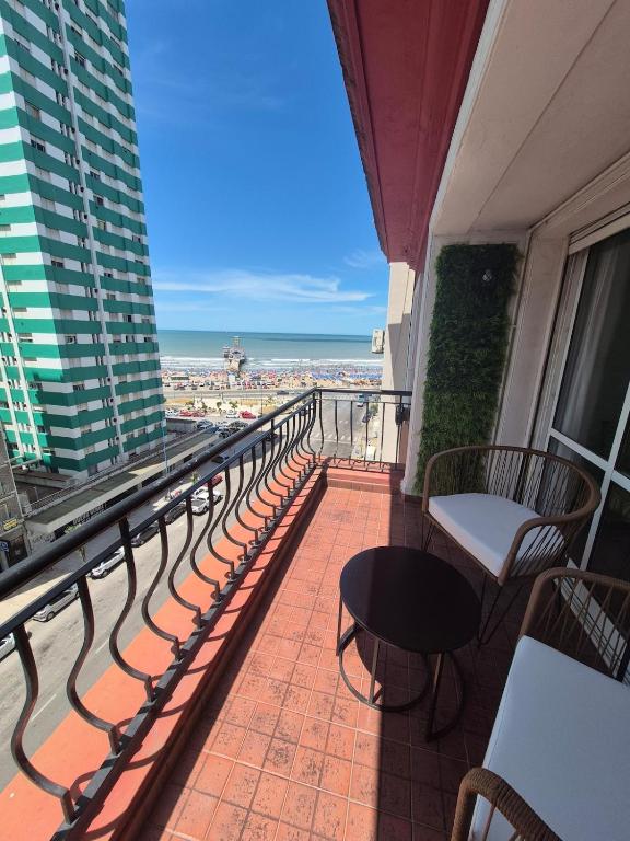 Apartment with an ocean view