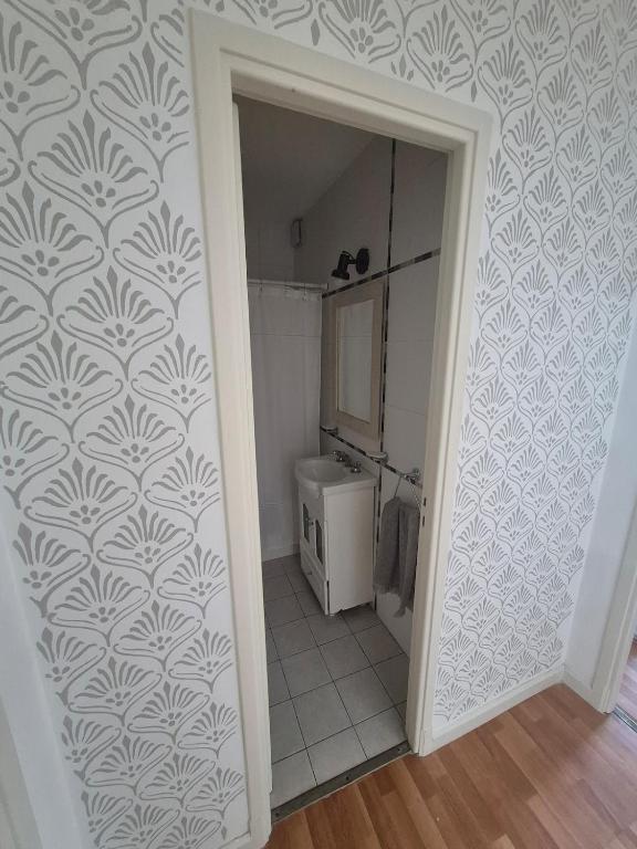 Apartment with an ocean view