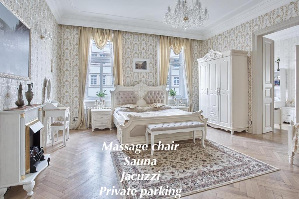 Apartment Luxury Nostalgia