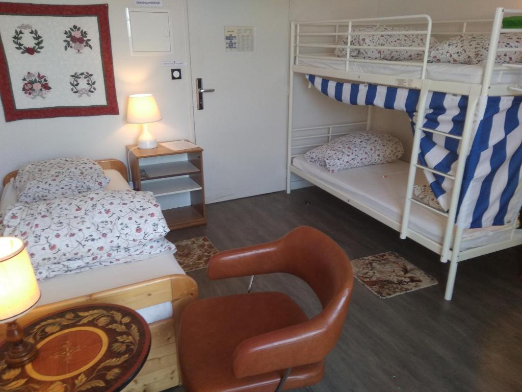 Fontaineblhostel hostel & camping near Fontainebleau - Tweepersoonskamer Met 1 Of 2 Bedden