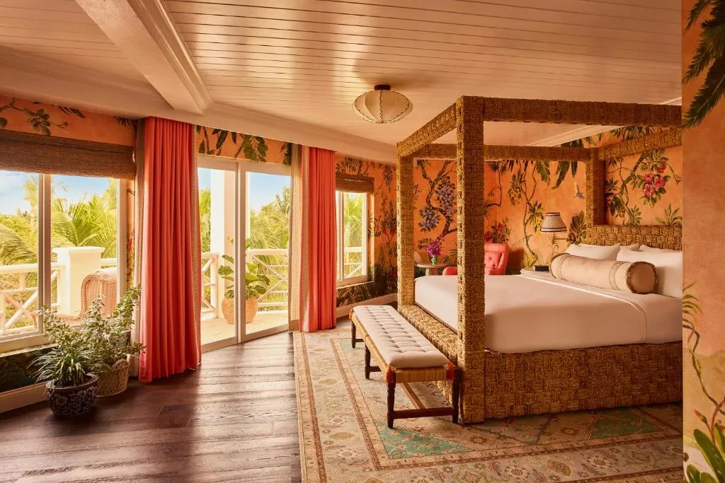 One-Bedroom Suite Partial Ocean View with Terrace