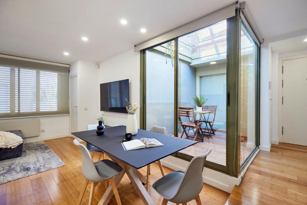 Cozy Apartment III - Les Corts