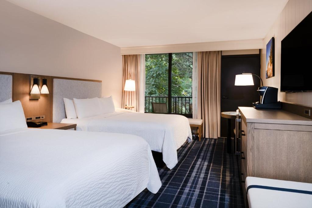Holiday Inn Bar Harbor Regency Hotel, an IHG Hotel - 