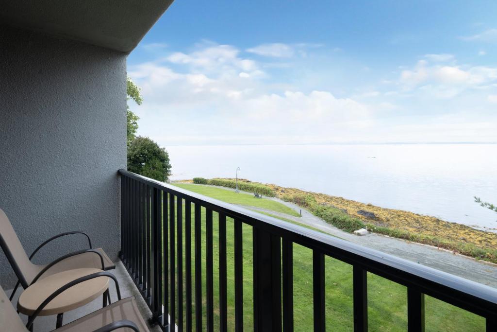 Holiday Inn Bar Harbor Regency Hotel by IHG photo