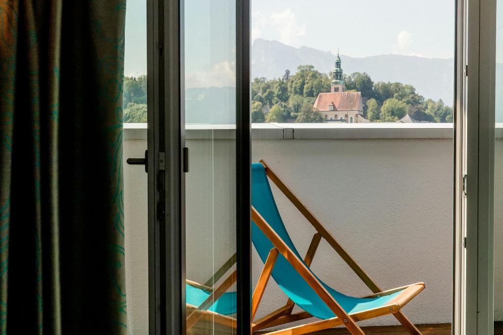 Motel One Salzburg-Mirabell - 4