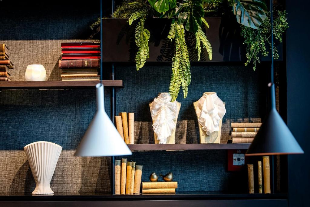 Motel One Karlsruhe - 10