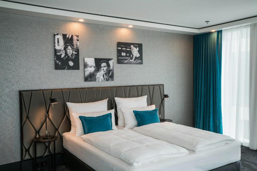 Motel One Berlin-Upper West - 7