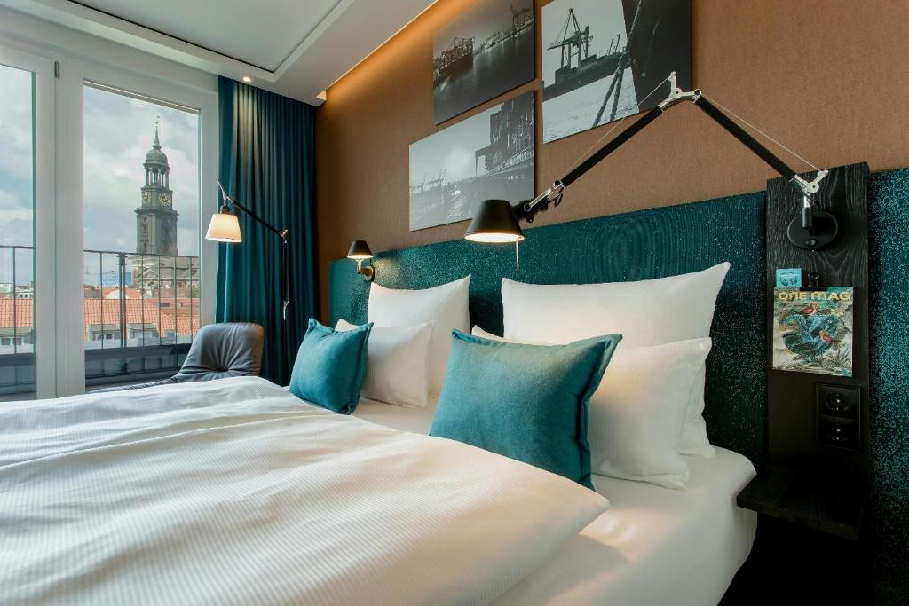 Motel One Hamburg-Fleetinsel - Quarto Superior Com Vista E Varanda