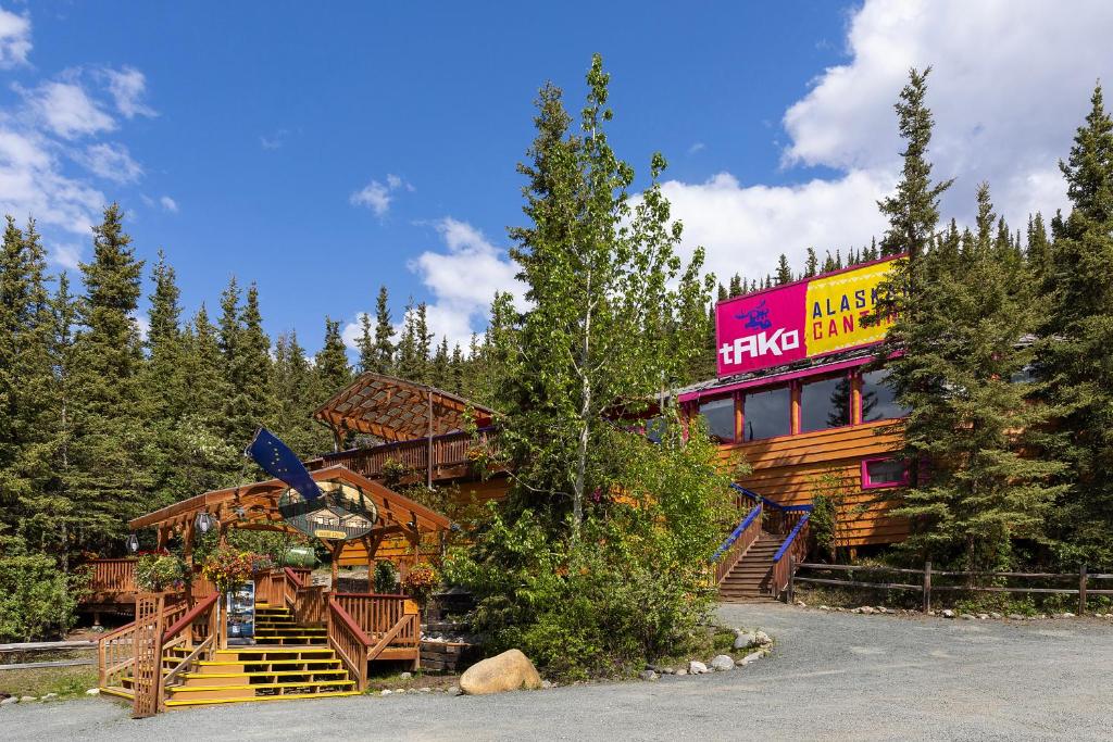 Denali Crow\'s Nest Cabins