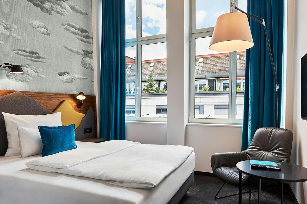Motel One Zürich photo