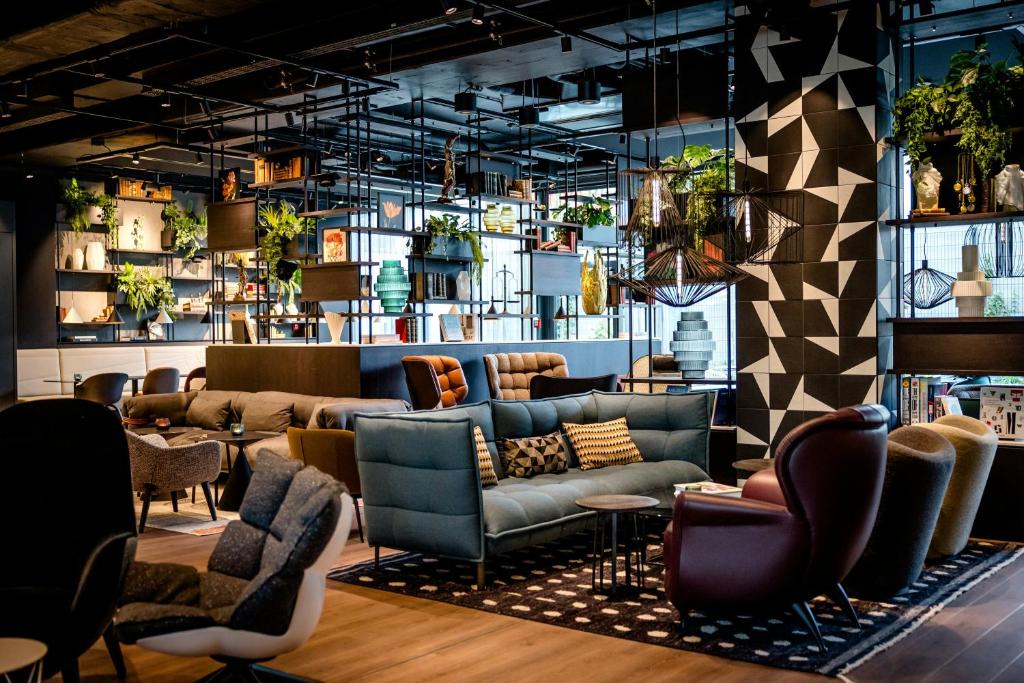 Motel One Karlsruhe - 17