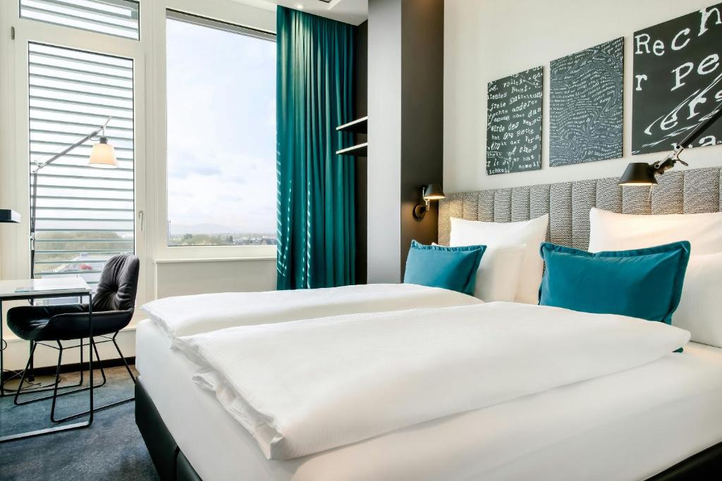 Motel One Karlsruhe - 2