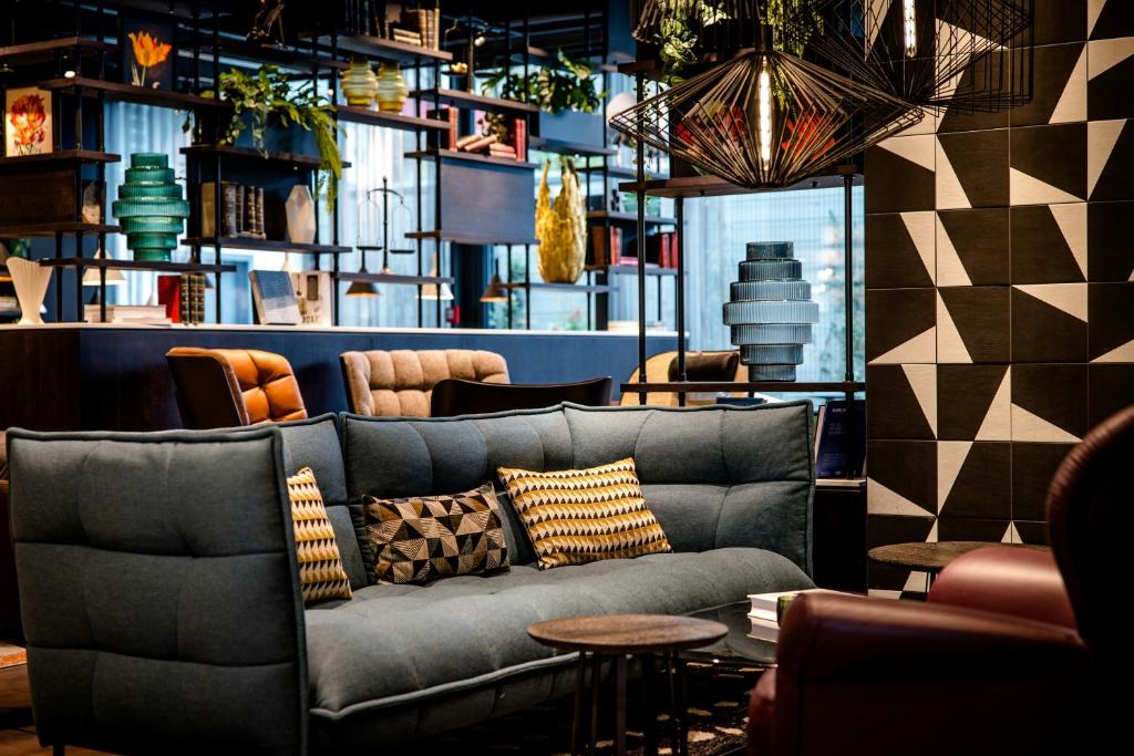 Motel One Karlsruhe - 16