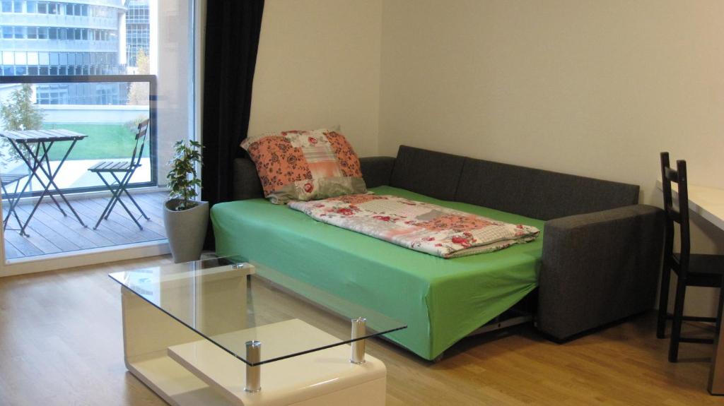 A seating area at Apartment with parking on premise