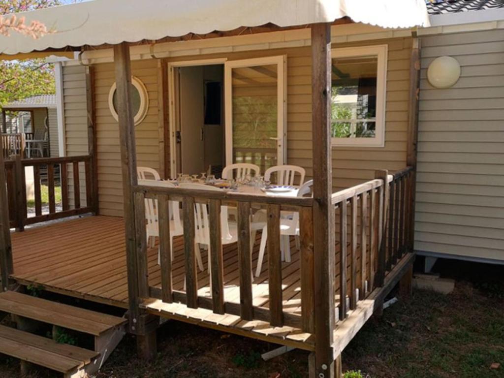 Mobil-home 3 chambres avec terrasse à Collias - API-1-52-802