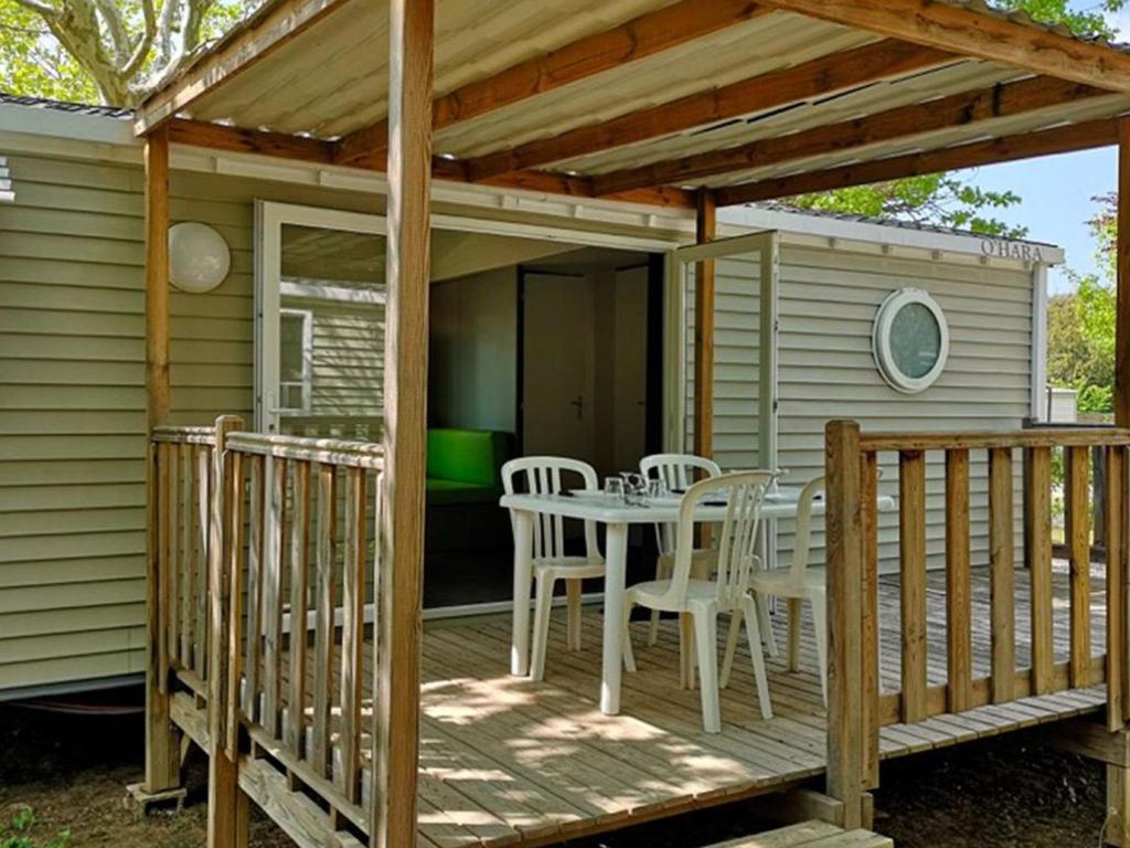 Mobil-home avec Terrasse à Collias - API-1-52-809