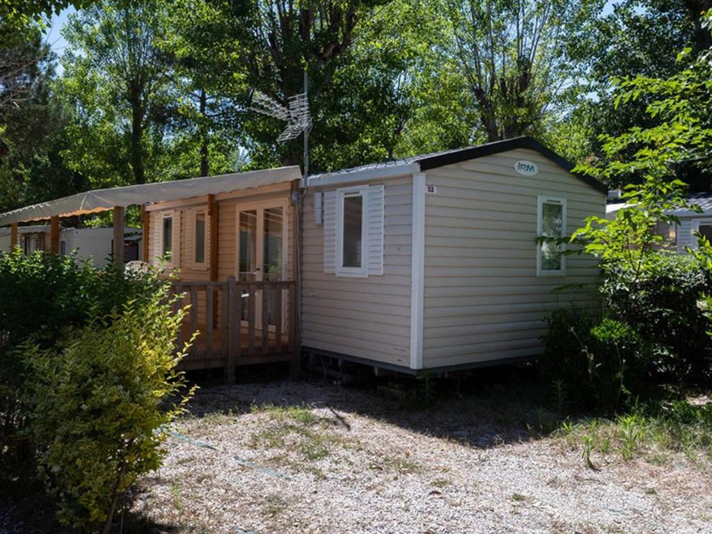 Mobil Home à louer avec terrasse à Agde - API-1-52-826