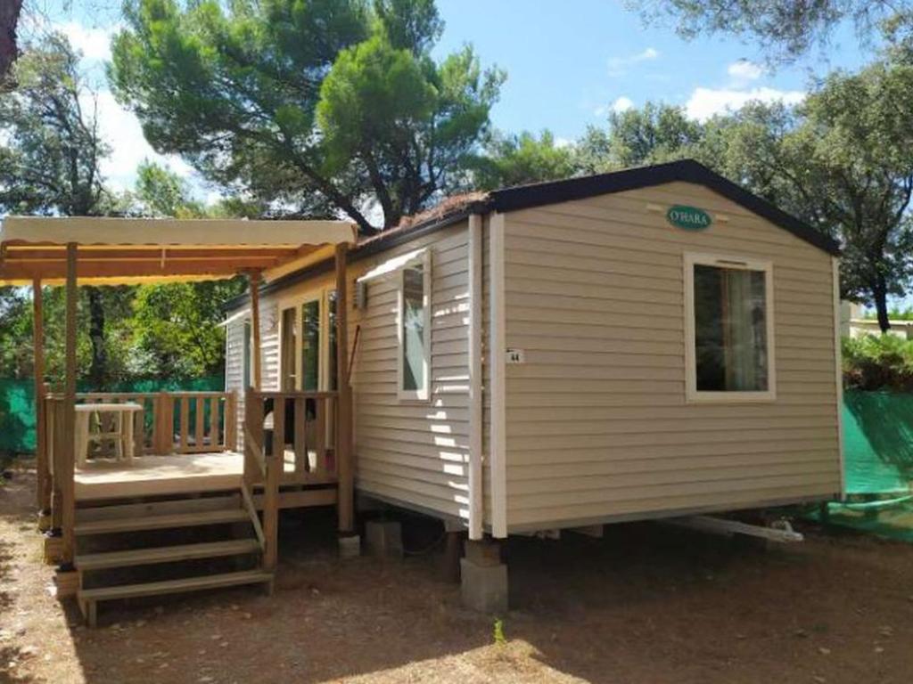 Mobil Home 26m² - 2 Chambres, Terrasse - API-1-52-1081