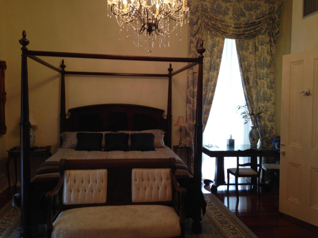 Dansereau House - Caldwell