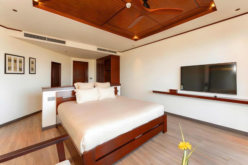 Phòng Giường Đôi Nhìn Ra Hồ Bơi