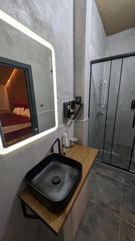 فضای داخلی SarySai Boutique Hotel در آلماتی - تصویر ۳