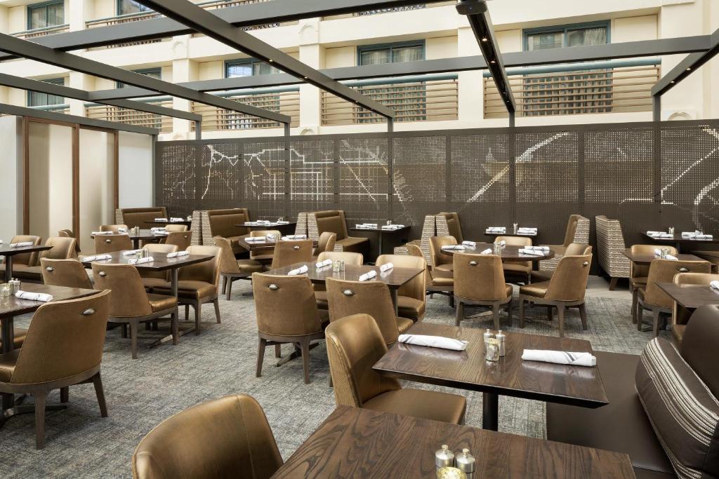Hyatt Regency San Francisco Airport photo