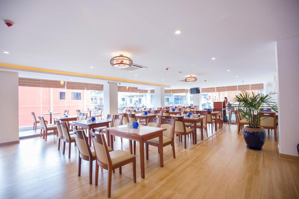 Restaurace v ubytování Orussey One Hotel & Apartment