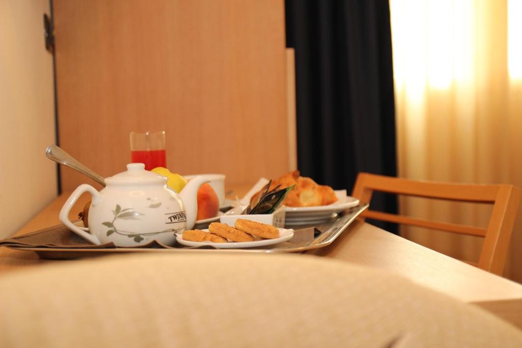 Jídlo v hotelu nebo okolí