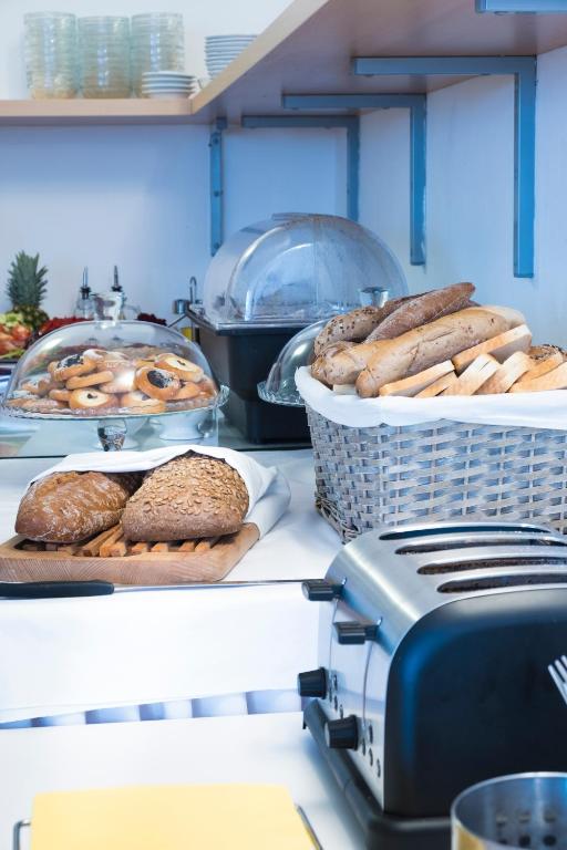 Hotel Meda of Museum Kampa - Resim 11