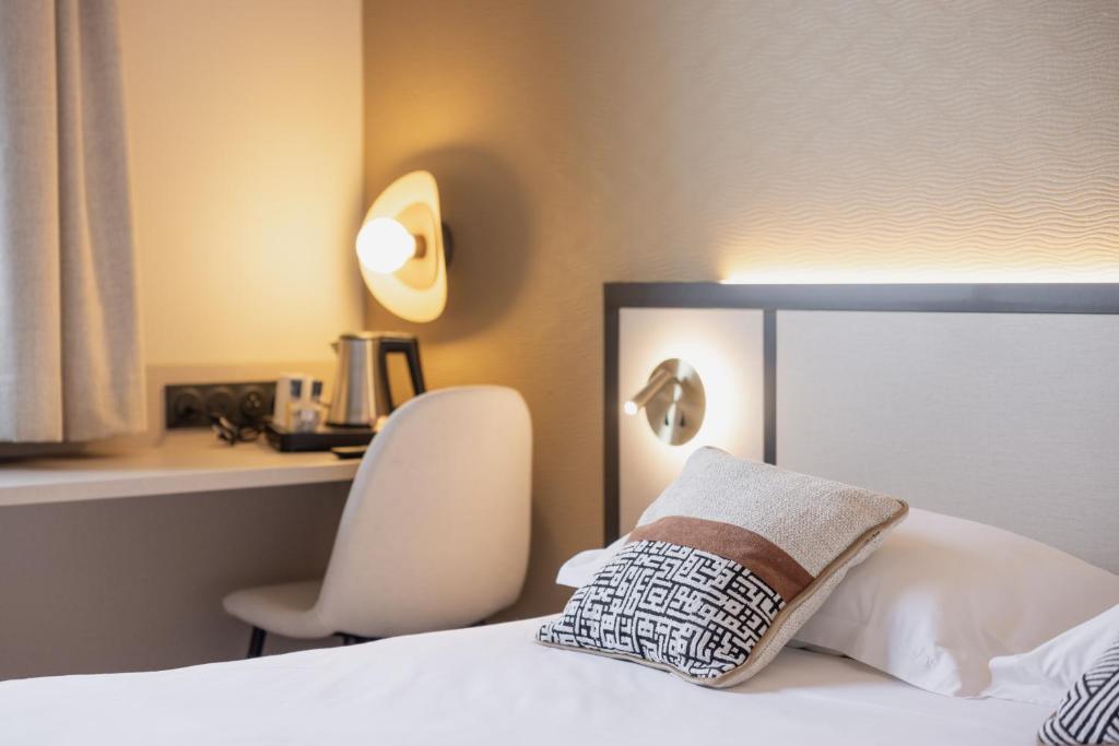 Brit Hotel Saint-Méen-le-Grand en Brocéliande - Comfort Double Room