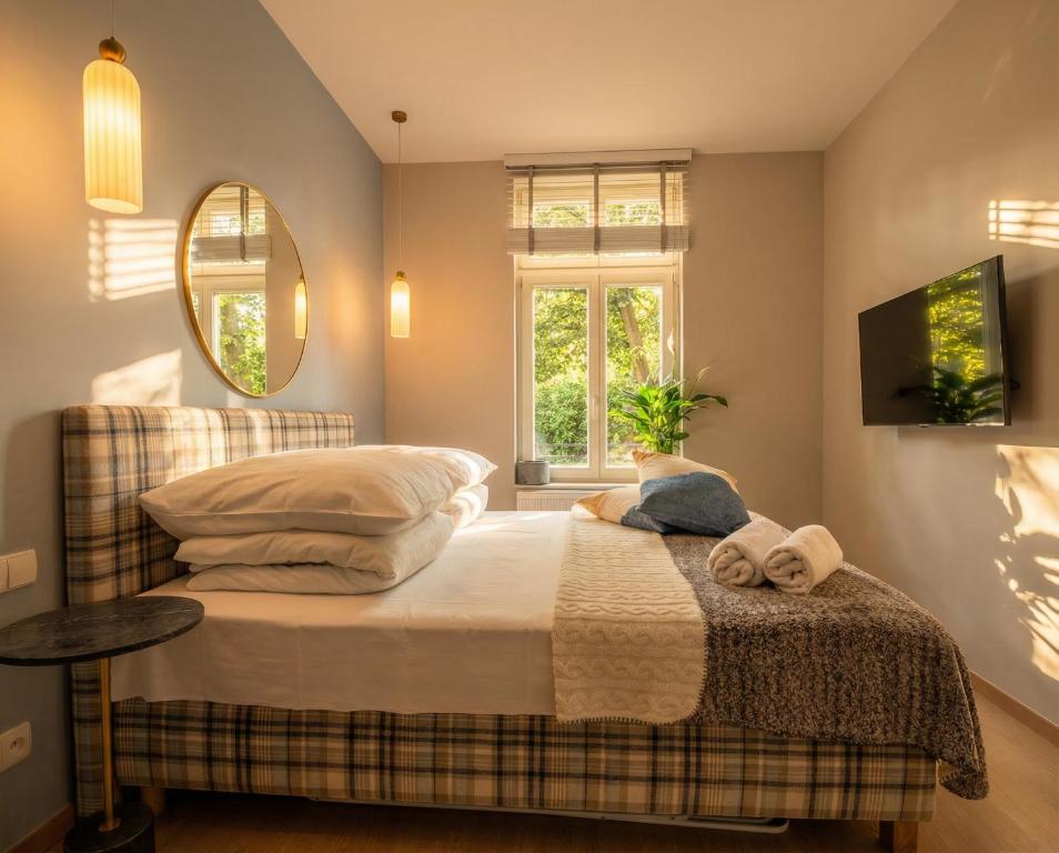 City Lights Mostowa 6 - 13