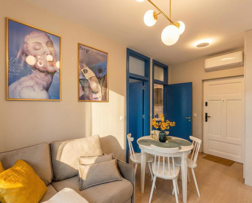 City Lights Mostowa 6 - 12