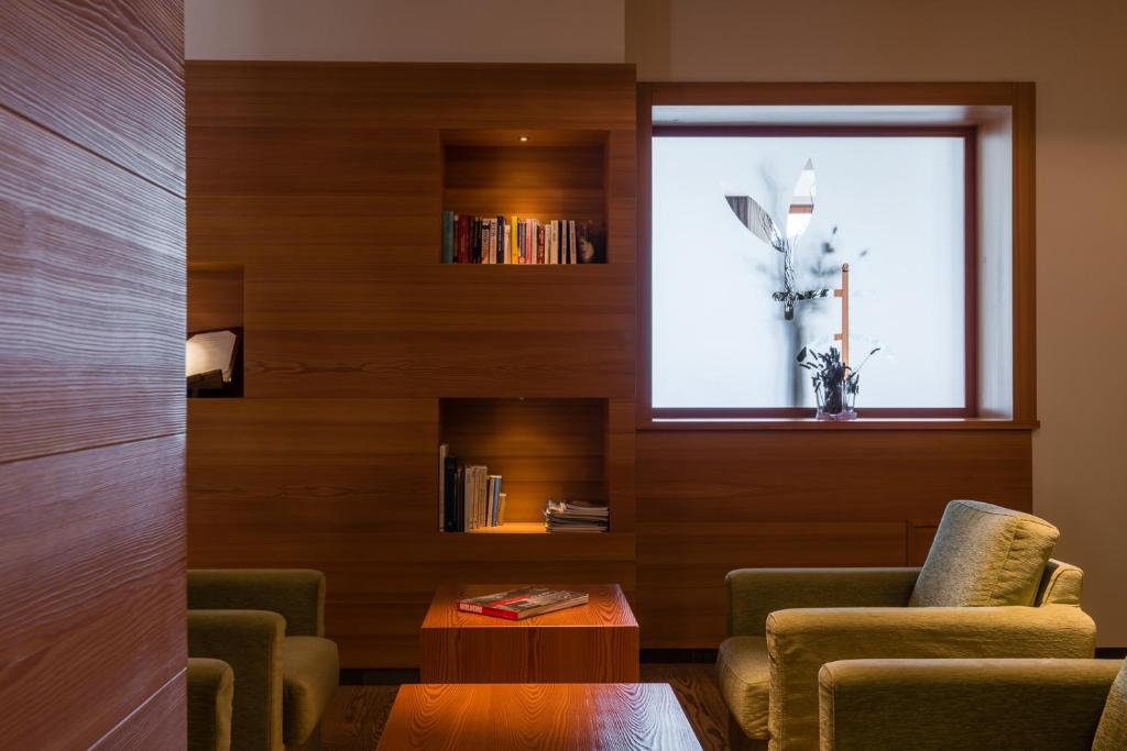 Posezení v ubytování Grand Hotel Molveno