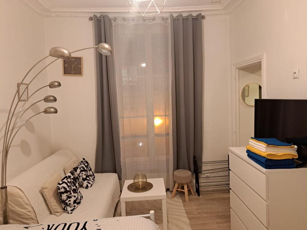 Charmant Nice apartment in central Paris location !